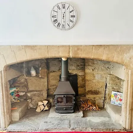 Ghyll House - * Grassington